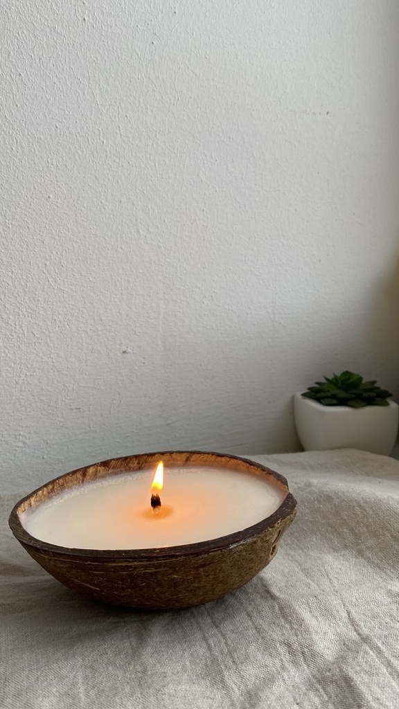 coconut Candle